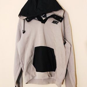 Men’s Nike hoodie size L